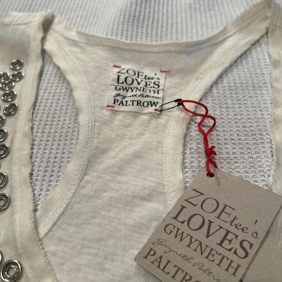 NWT Zoe’s loves Gwyneth Paltrow  limited edition t’s - Picture 2 of 5